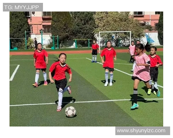 献给足球英雄的祝福与期许愿你在绿茵场上驰骋如风成就传奇辉煌